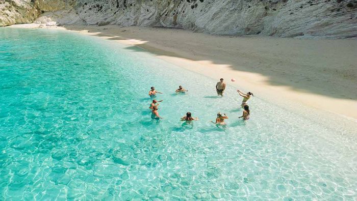 Envoyage is a global network of accredited agencies and hosted travel advisors, backed by Flight Centre Travel Group.