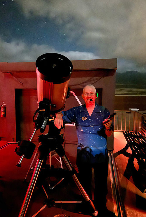 The nightly program, Tour of the Stars, at the Hyatt Regency Maui Resort and Spa, is led by Edward Mahoney, the resort’s director of astronomy. The nightly program, Tour of the Stars, at the Hyatt Regency Maui Resort and Spa, is led by Edward Mahoney, the resort’s director of astronomy.